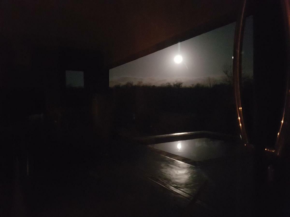 Lionsview Private Lodge - 6 Lions マールロス・パーク エクステリア 写真